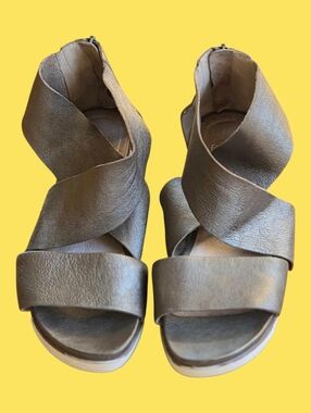 Eileen Fisher Sport Wedge Platform Sandal Leather Bronze Metallic Crisscross 8.5